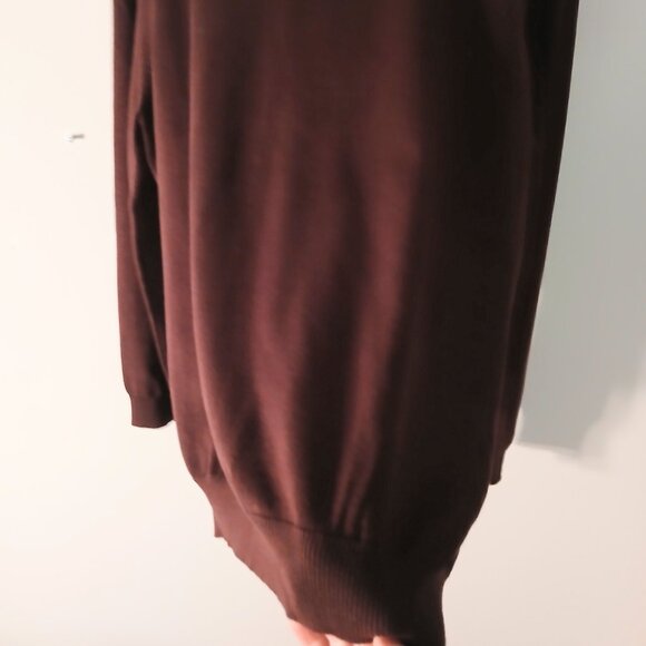 MEN'S SOFT V-NECK PULLOVER SWEATER - now with DISCOUNTED SHIPPING! - Picture 4 of 7